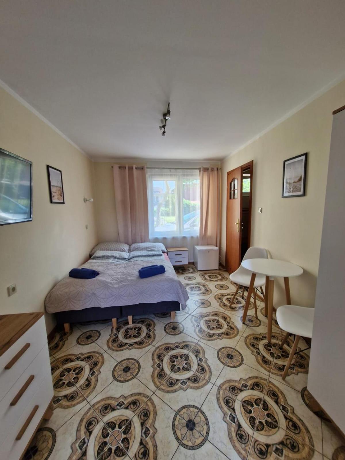 Pokoje Goscinne Muszelka Леба Экстерьер фото